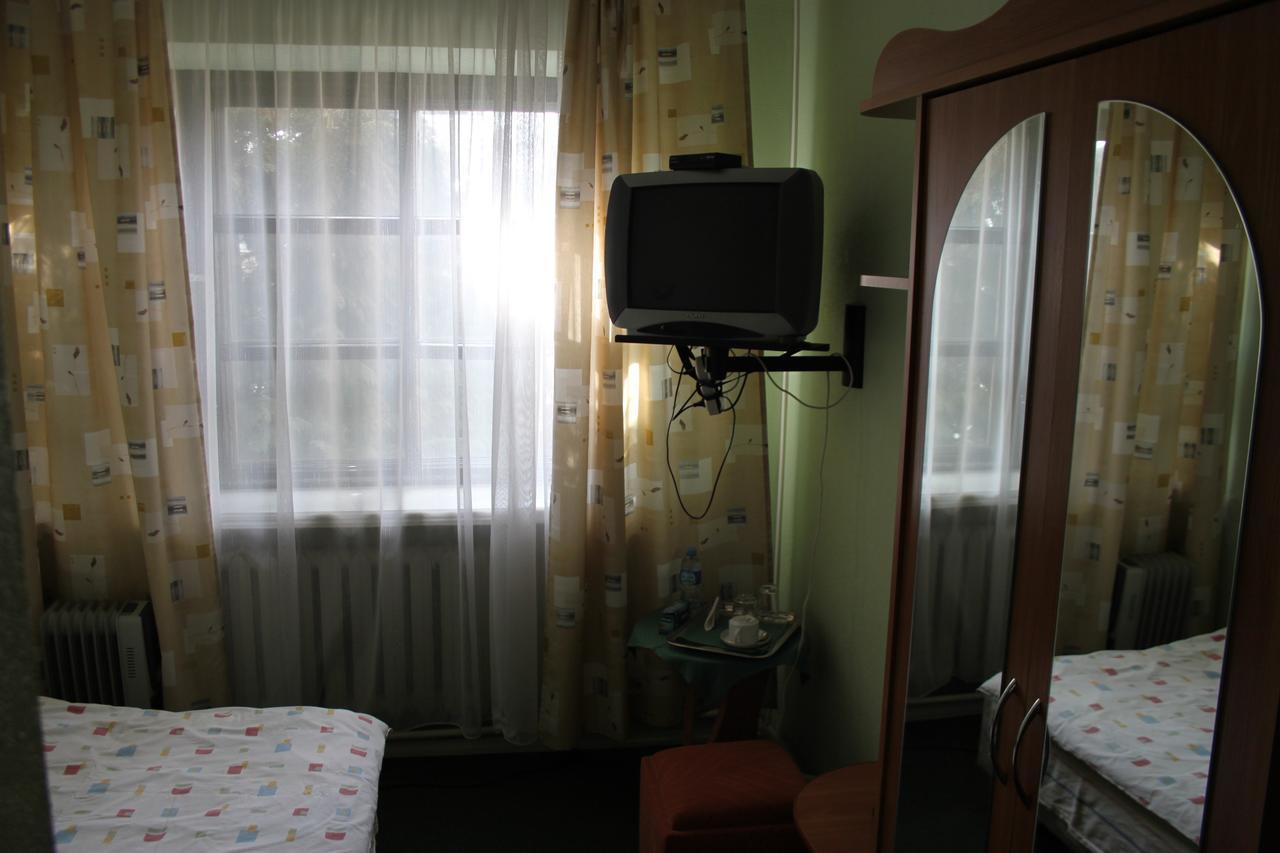 Samana Motel Tytuvenai Oda fotoğraf
